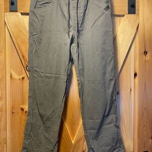 Men’s LL Bean comfort stretch dock pants size medium